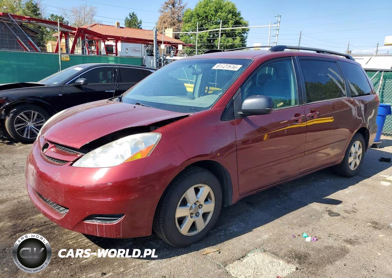 2007 Toyota Sienna Le 8-Passenger