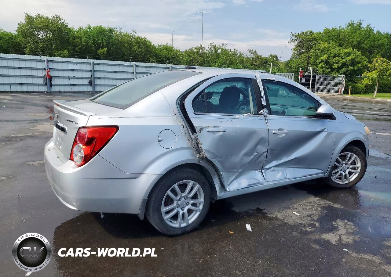2013 Chevrolet Sonic Lt VIN:1G1JC5SH5D4167859 - 3