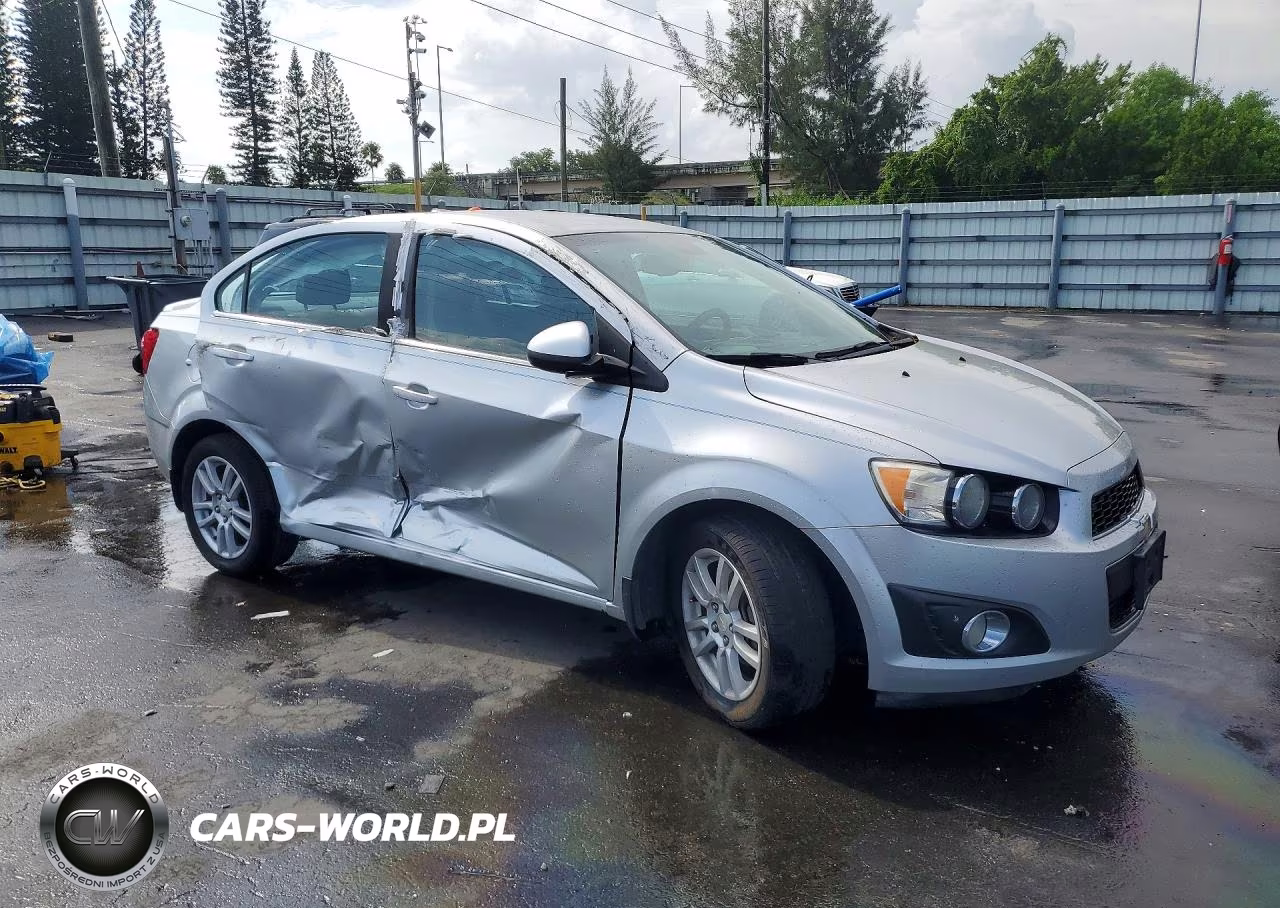 2013 Chevrolet Sonic Lt VIN:1G1JC5SH5D4167859 - 4