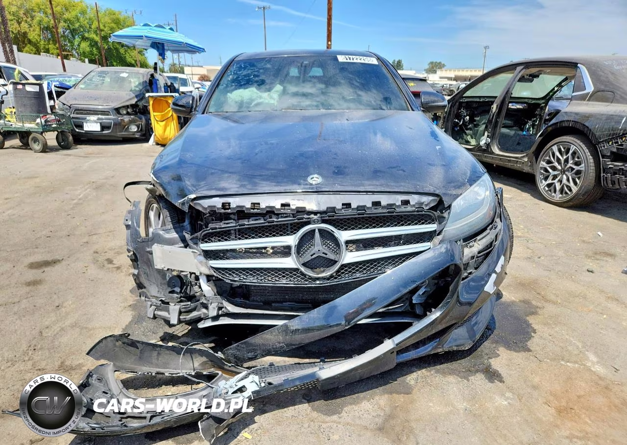2018 Mercedes-Benz C 300 VIN:55SWF4JB9JU240701 - 5