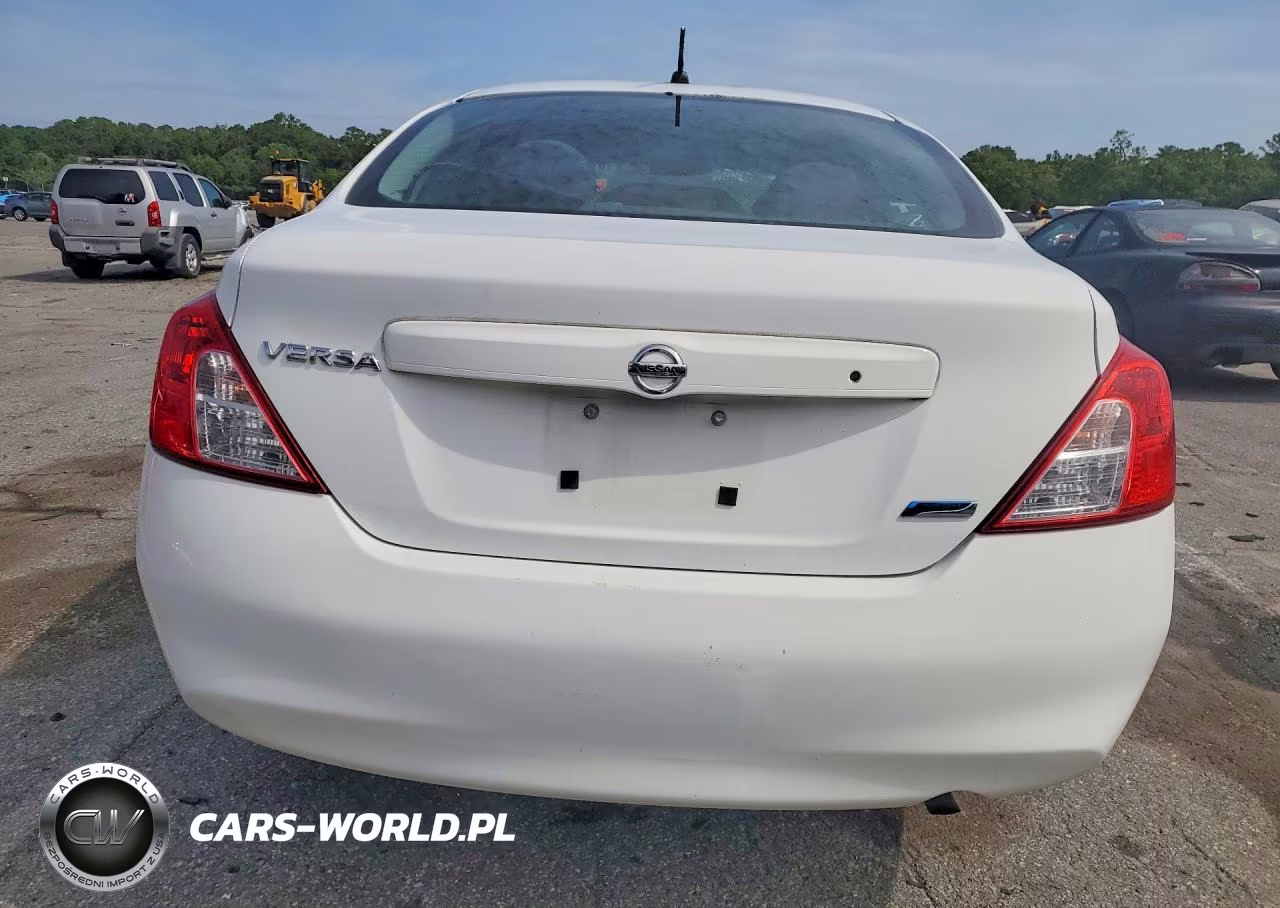 2013 Nissan Versa 1.6 S VIN:3N1CN7AP5DL888341 - 6