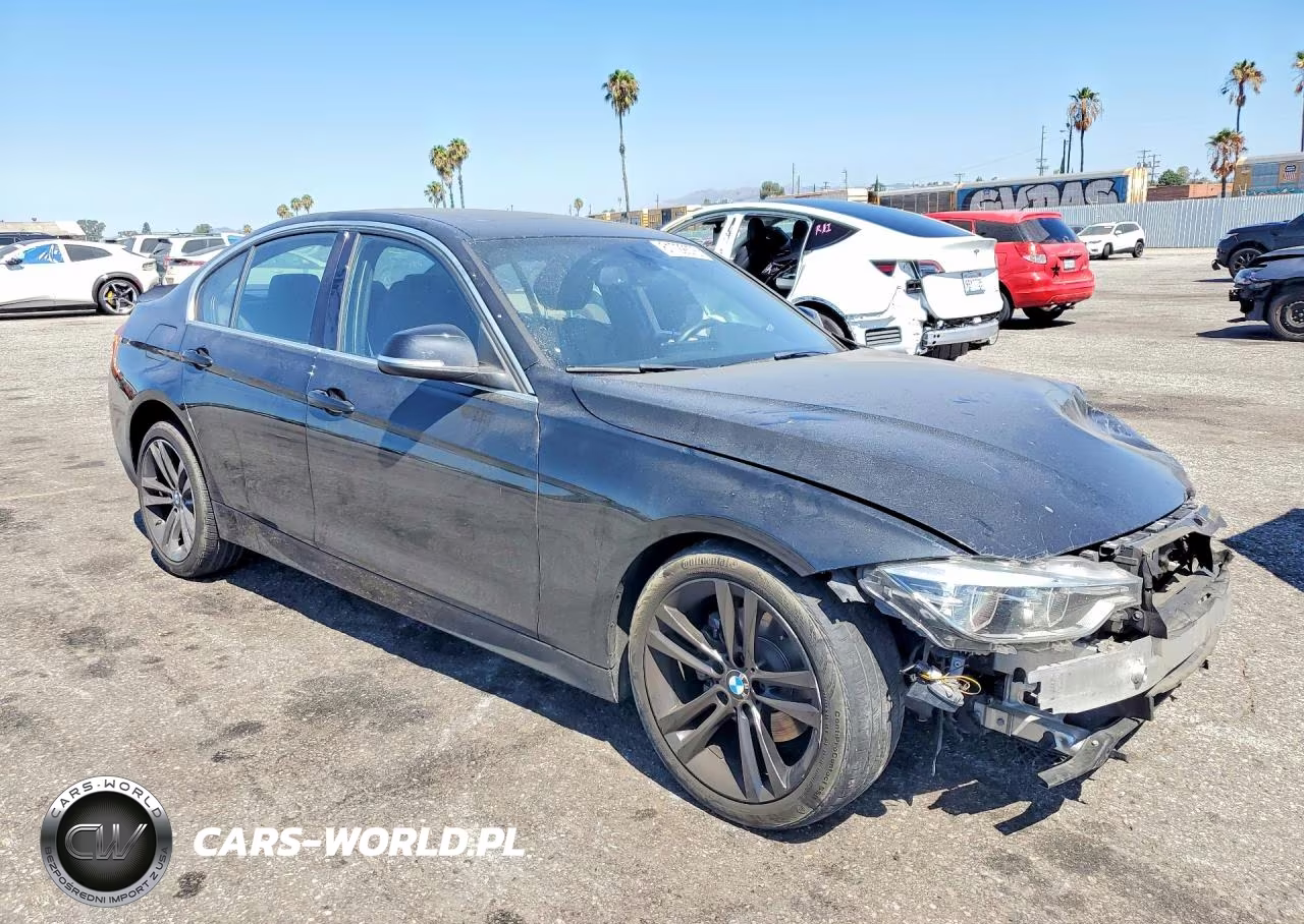 2018 BMW 330 Xi VIN:WBA8D9G56JNU72539 - 4