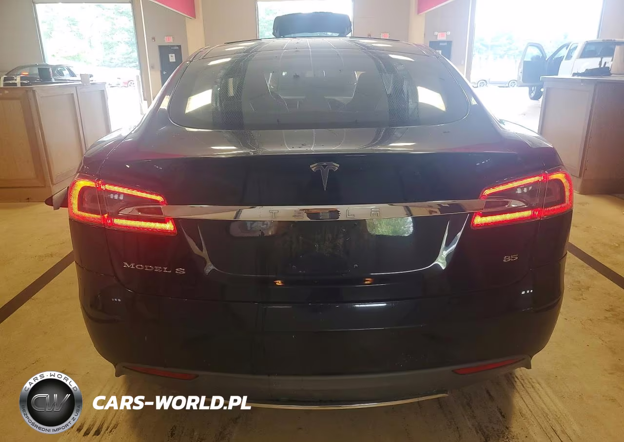 2013 Tesla Model S VIN:5YJSA1CN0DFP22336 - 6