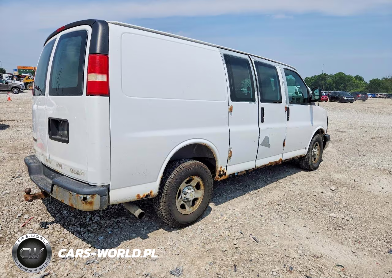 2007 Chevrolet Express G1500 VIN:1GCFG15X071235360 - 3