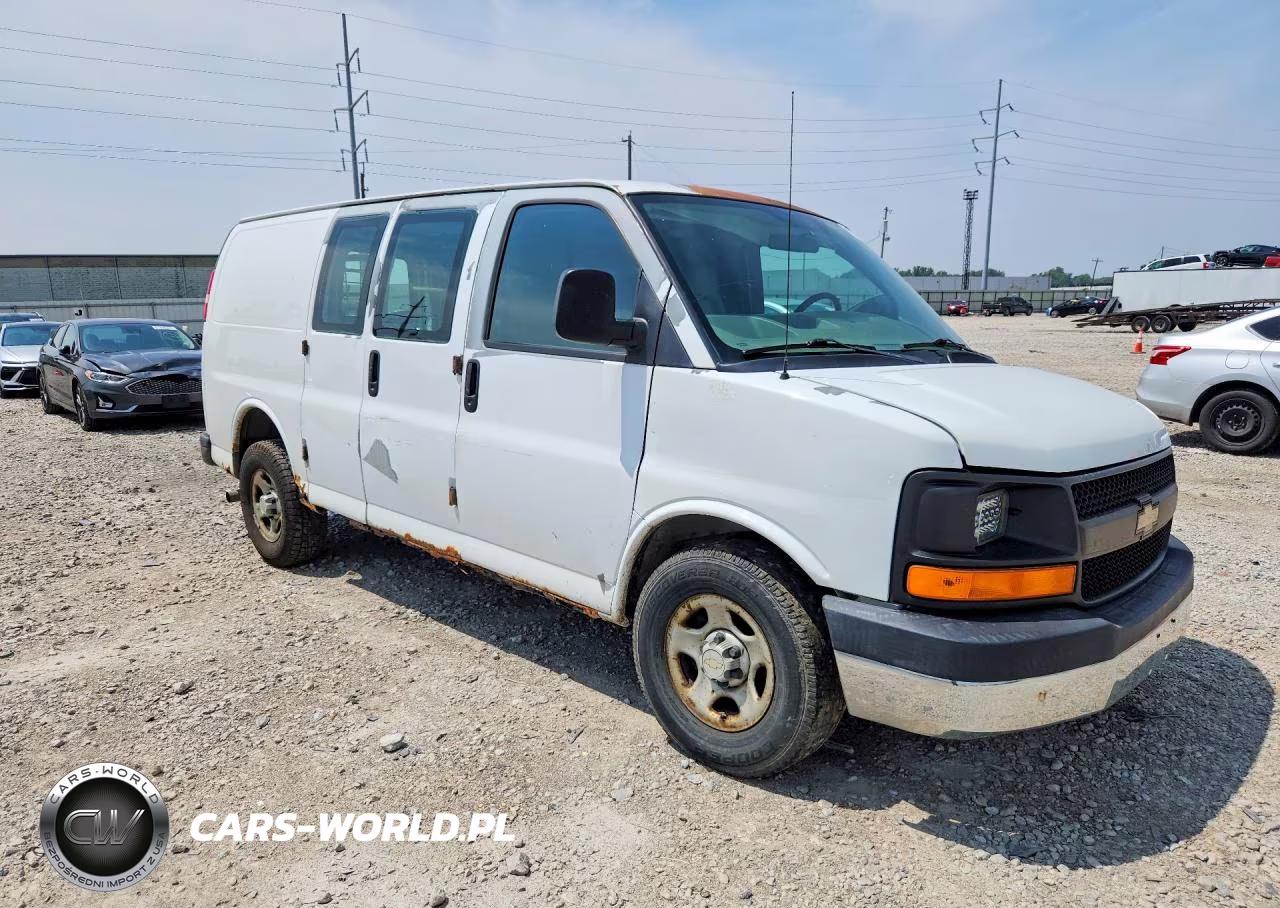 2007 Chevrolet Express G1500 VIN:1GCFG15X071235360 - 4