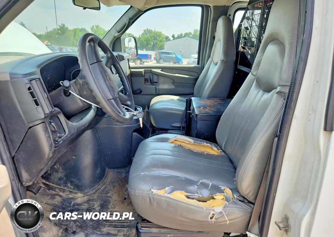 2007 Chevrolet Express G1500 VIN:1GCFG15X071235360 - 7