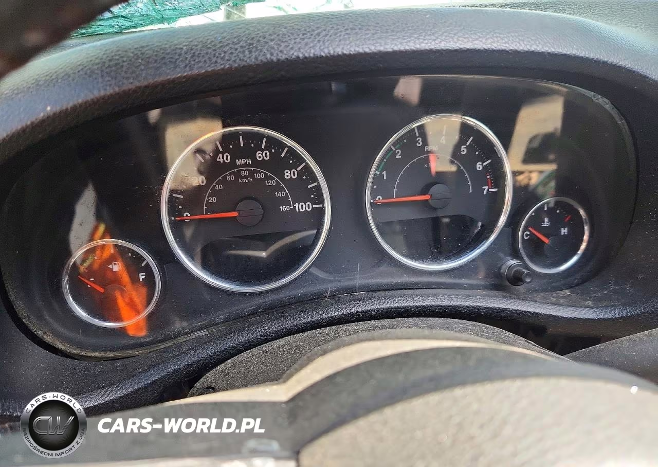 2014 Jeep Wrangler Unlimited Rubicon VIN:1C4BJWFG4EL105398 - 9