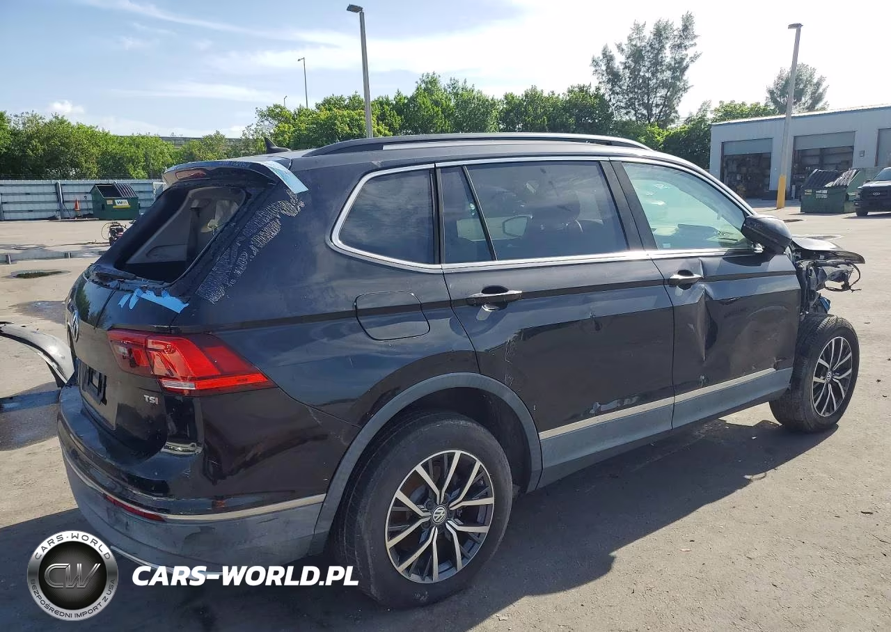 2018 Volkswagen Tiguan Se VIN:3VV3B7AX9JM207241 - 3