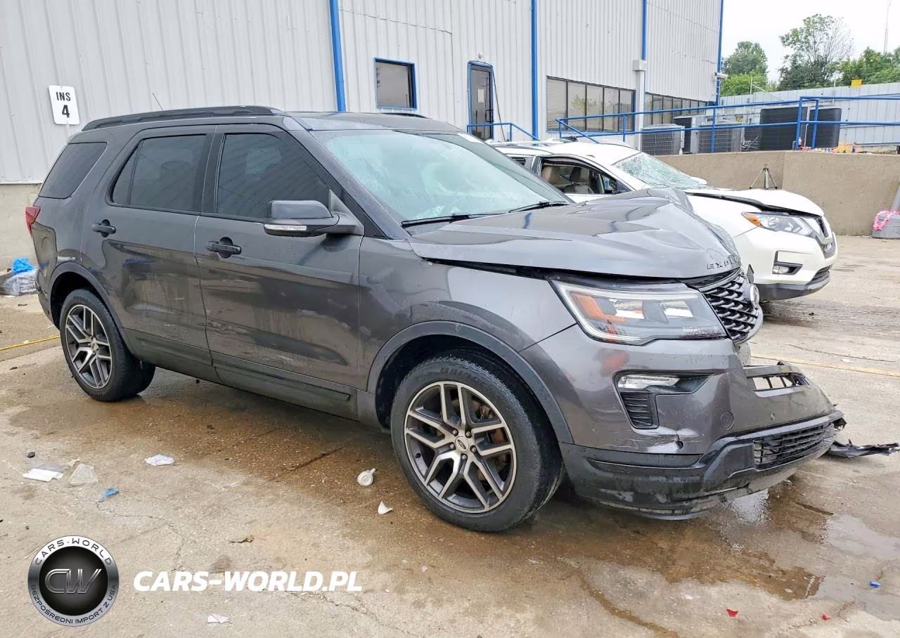 2018 Ford Explorer Sport VIN:1FM5K8GT9JGB28787 - 4
