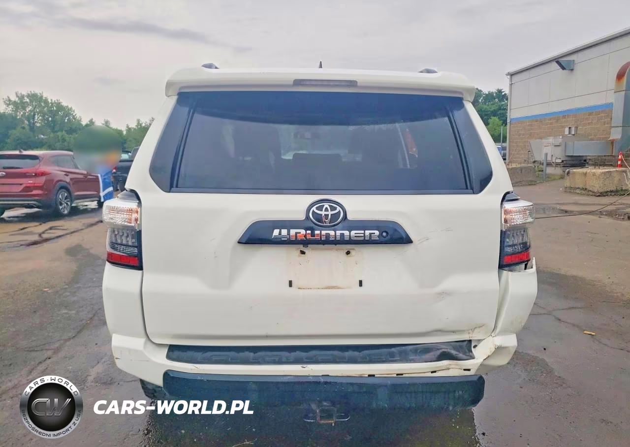 2018 Toyota 4Runner Trd Off-Road Premium VIN:JTEBU5JR6J5497255 - 6