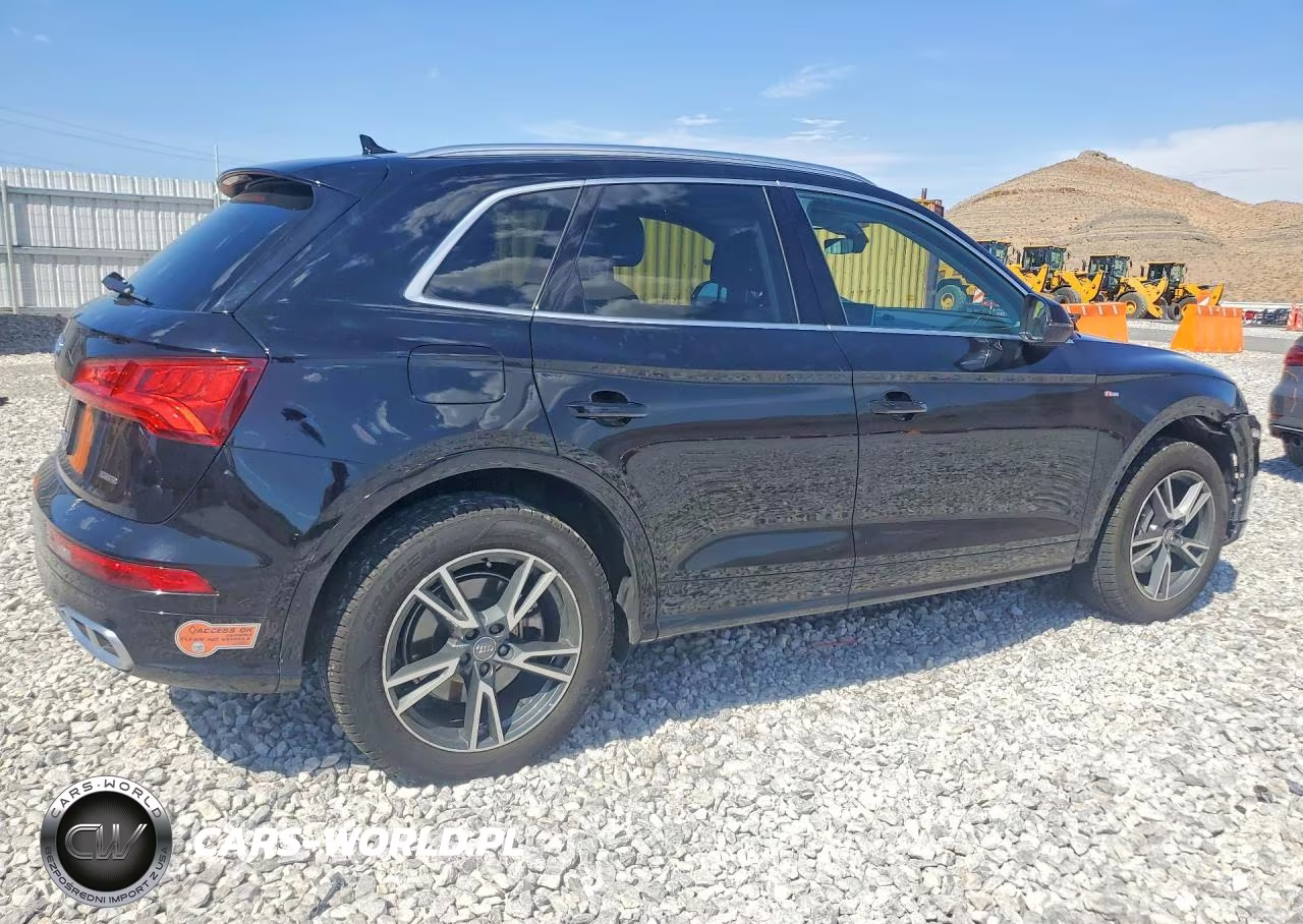 2020 Audi Q5 E Premium Plus VIN:WA1E2AFY6L2061617 - 3