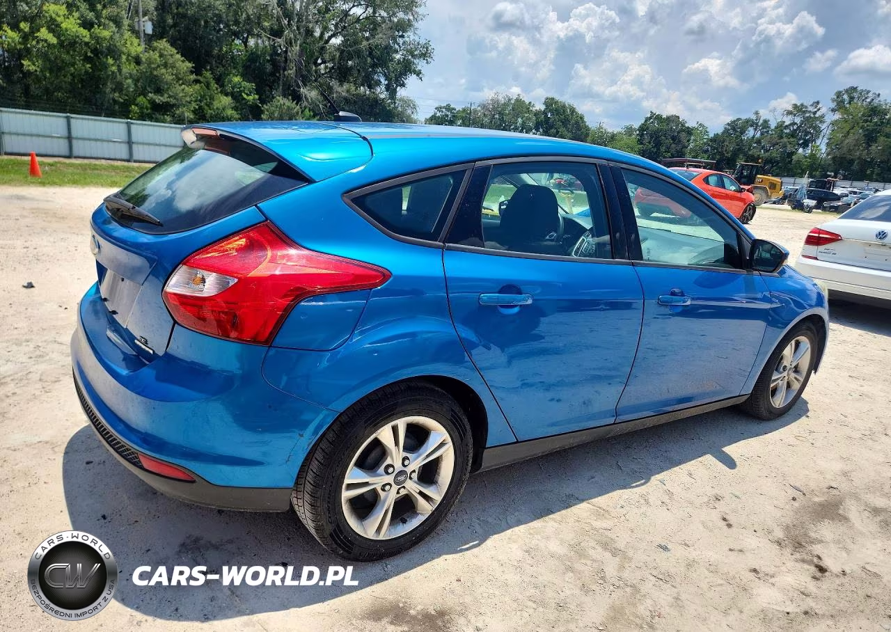 2013 Ford Focus Se VIN:1FADP3K28DL378977 - 3