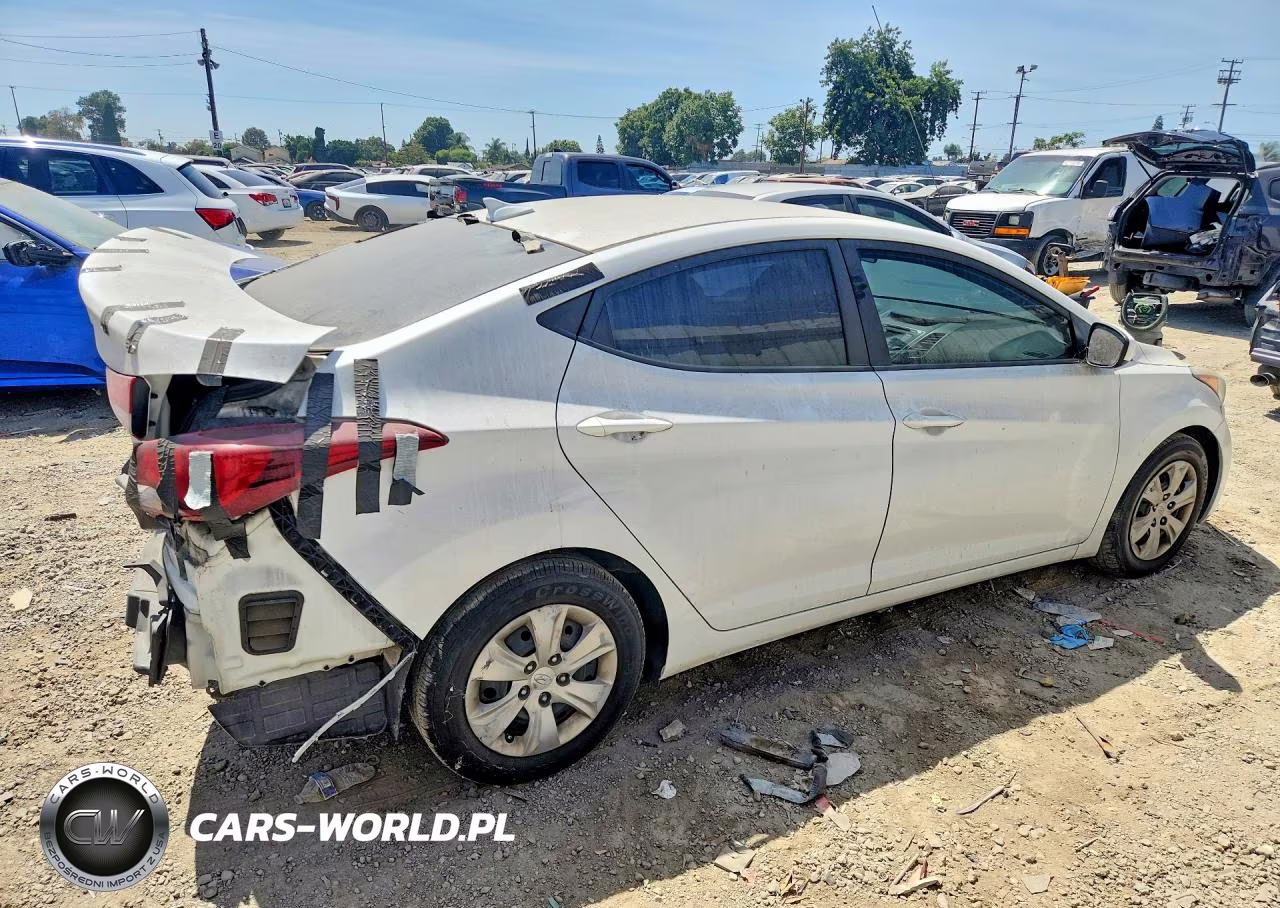 2016 Hyundai Elantra Se VIN:5NPDH4AE5GH707751 - 3