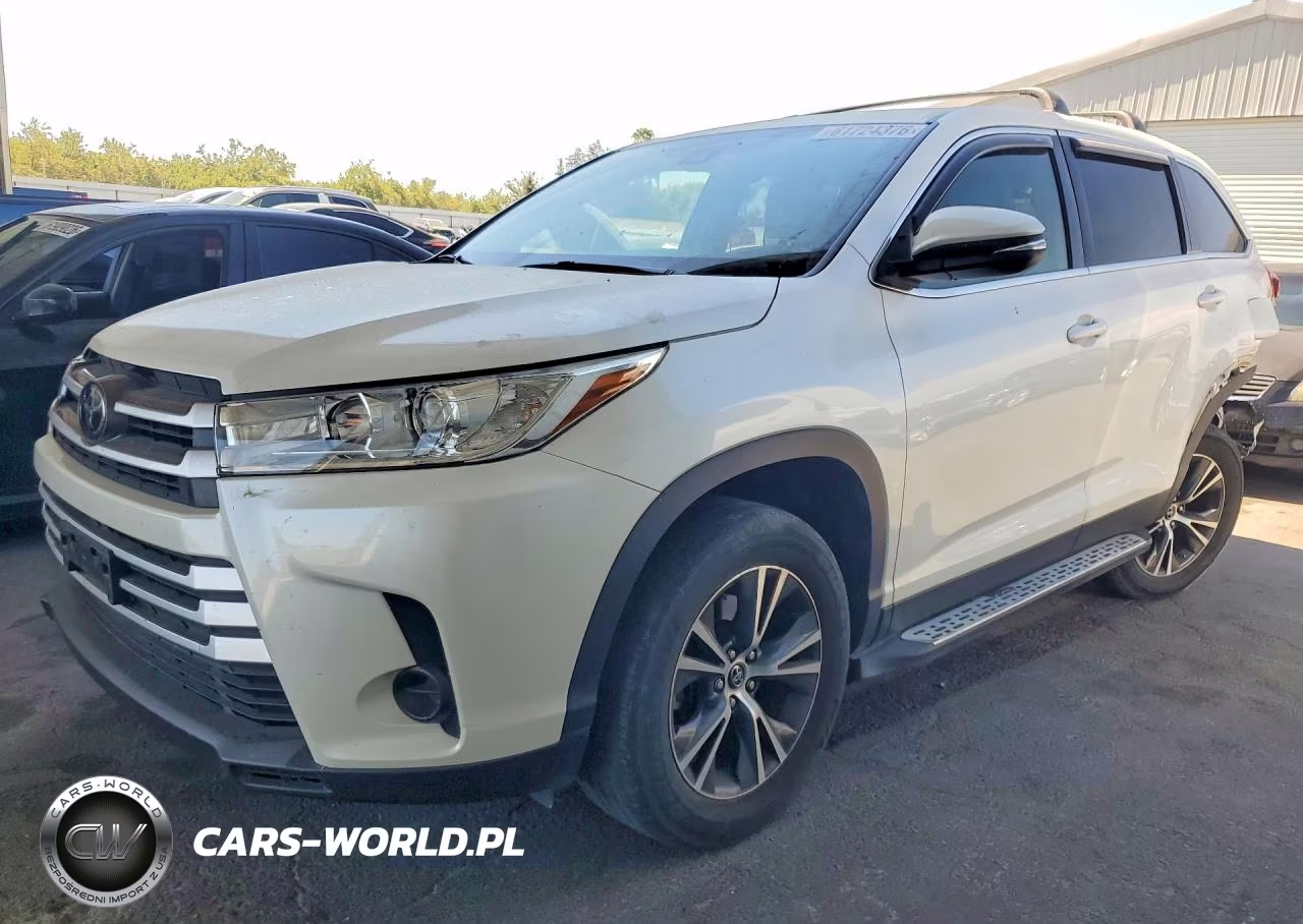 2019 Toyota Highlander Le – zdjęcie 1 z 13