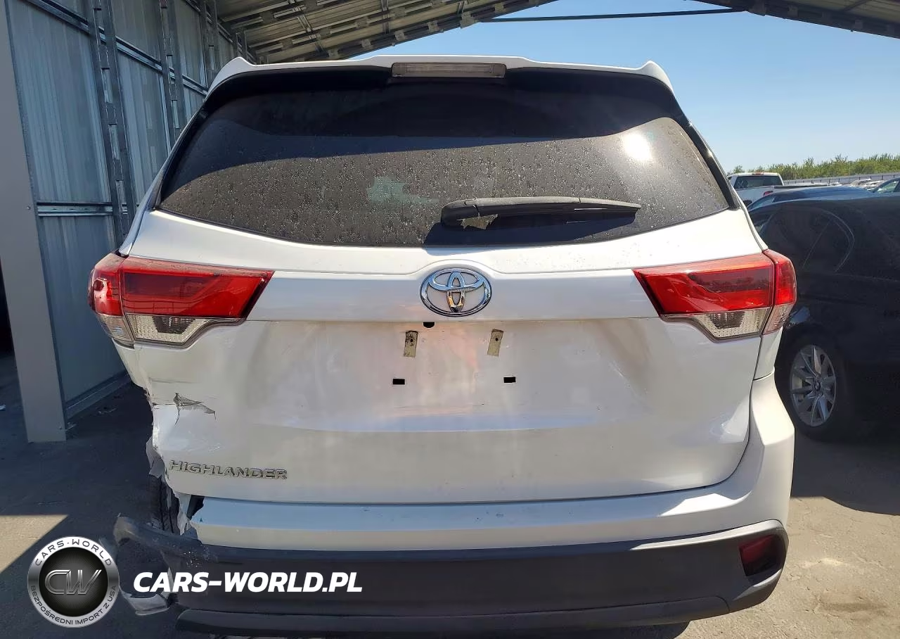 2019 Toyota Highlander Le VIN:5TDZZRFH1KS300015 - 6