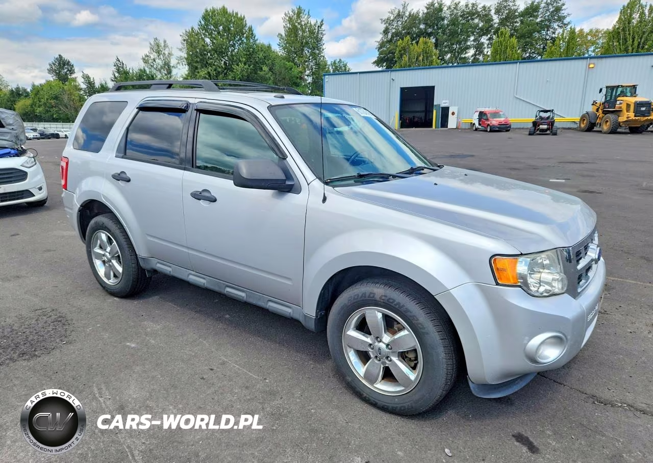 2011 Ford Escape Xlt VIN:1FMCU9D74BKC49885 - 4