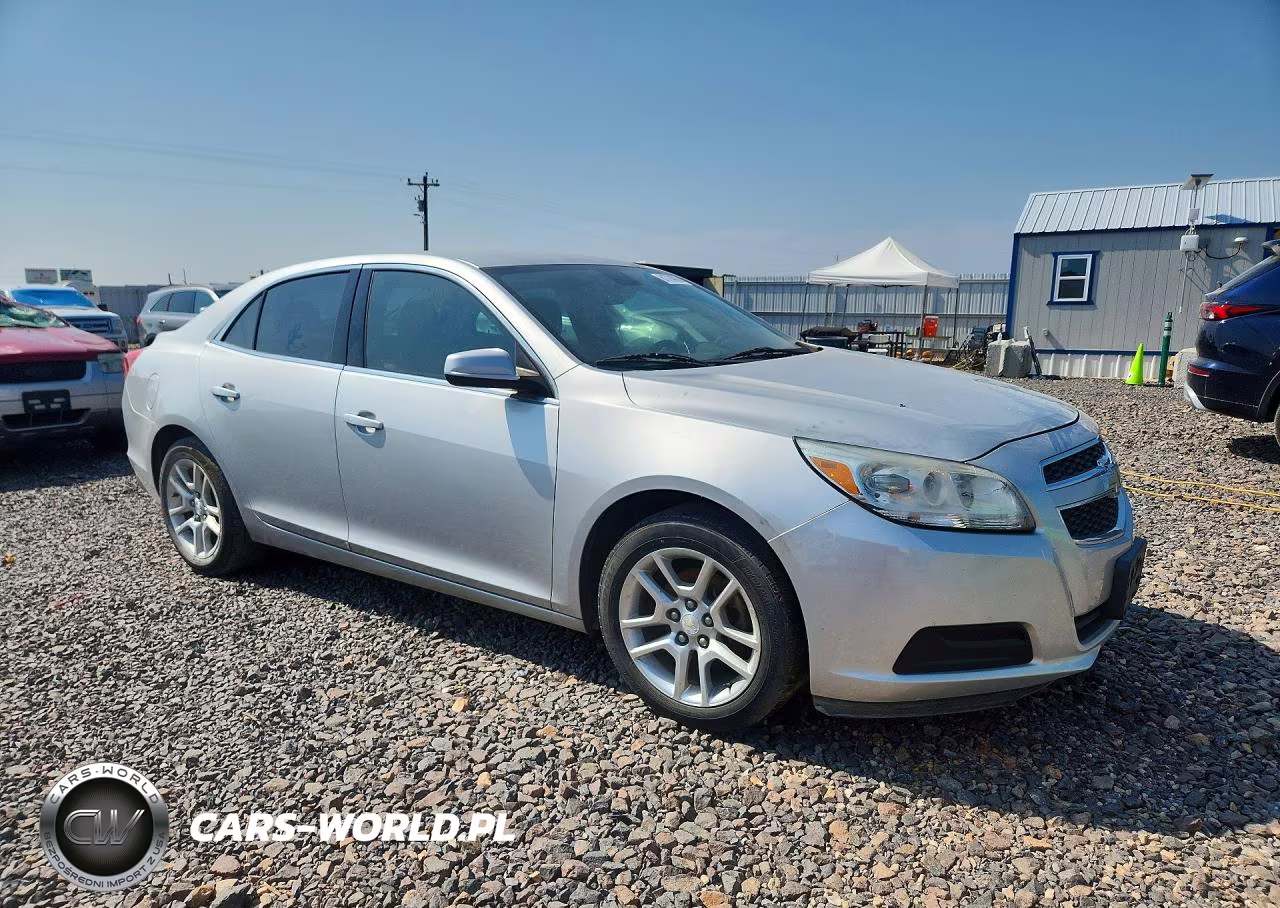 2013 Chevrolet Malibu 1Lt VIN:1G11D5SR6DF137845 - 4