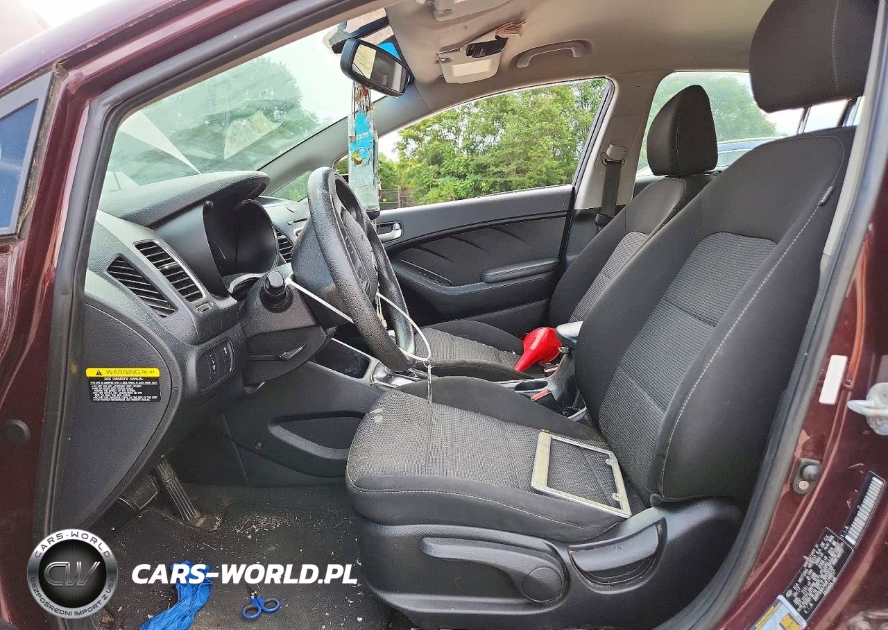 2017 Kia Forte Lx VIN:3KPFK4A74HE148517 - 7