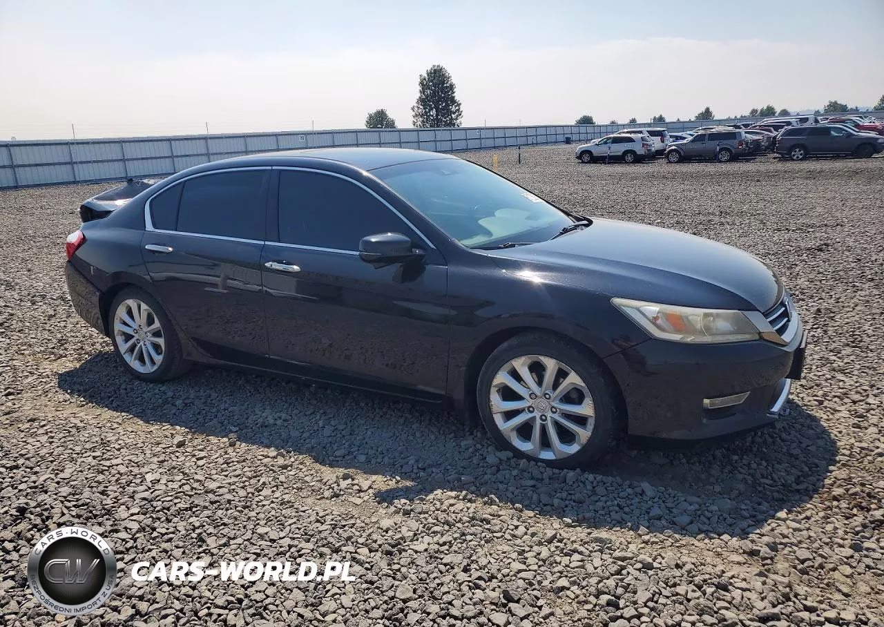 2013 Honda Accord Touring VIN:1HGCR2F9XDA801167 - 4