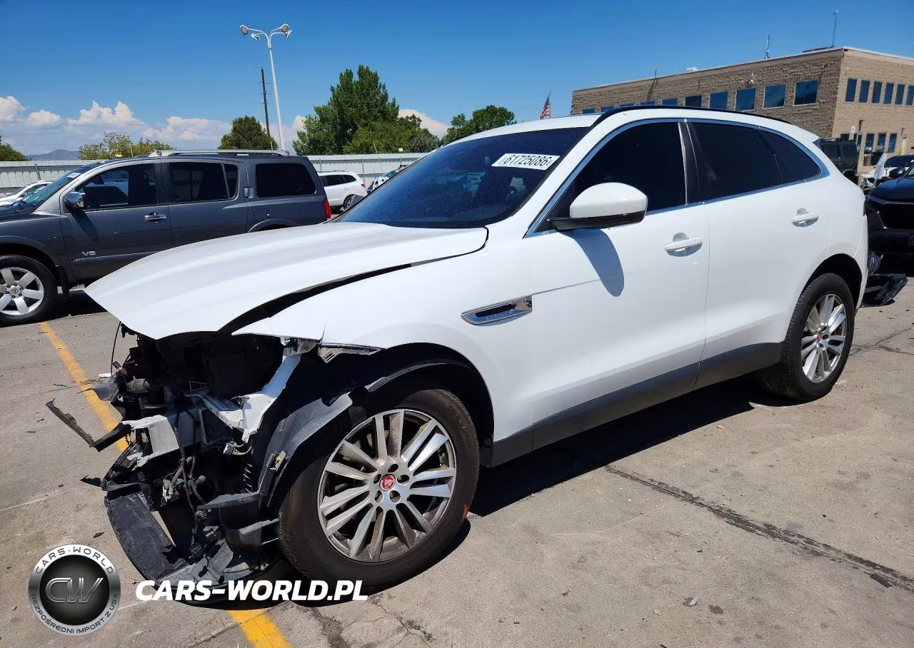2017 Jaguar F-Pace Prestige