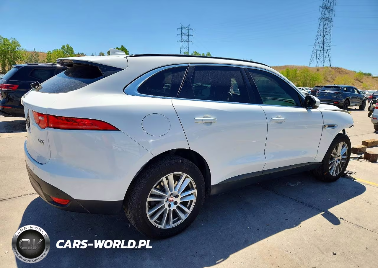 2017 Jaguar F-Pace Prestige VIN:SADCK2BN8HA490337 - 3