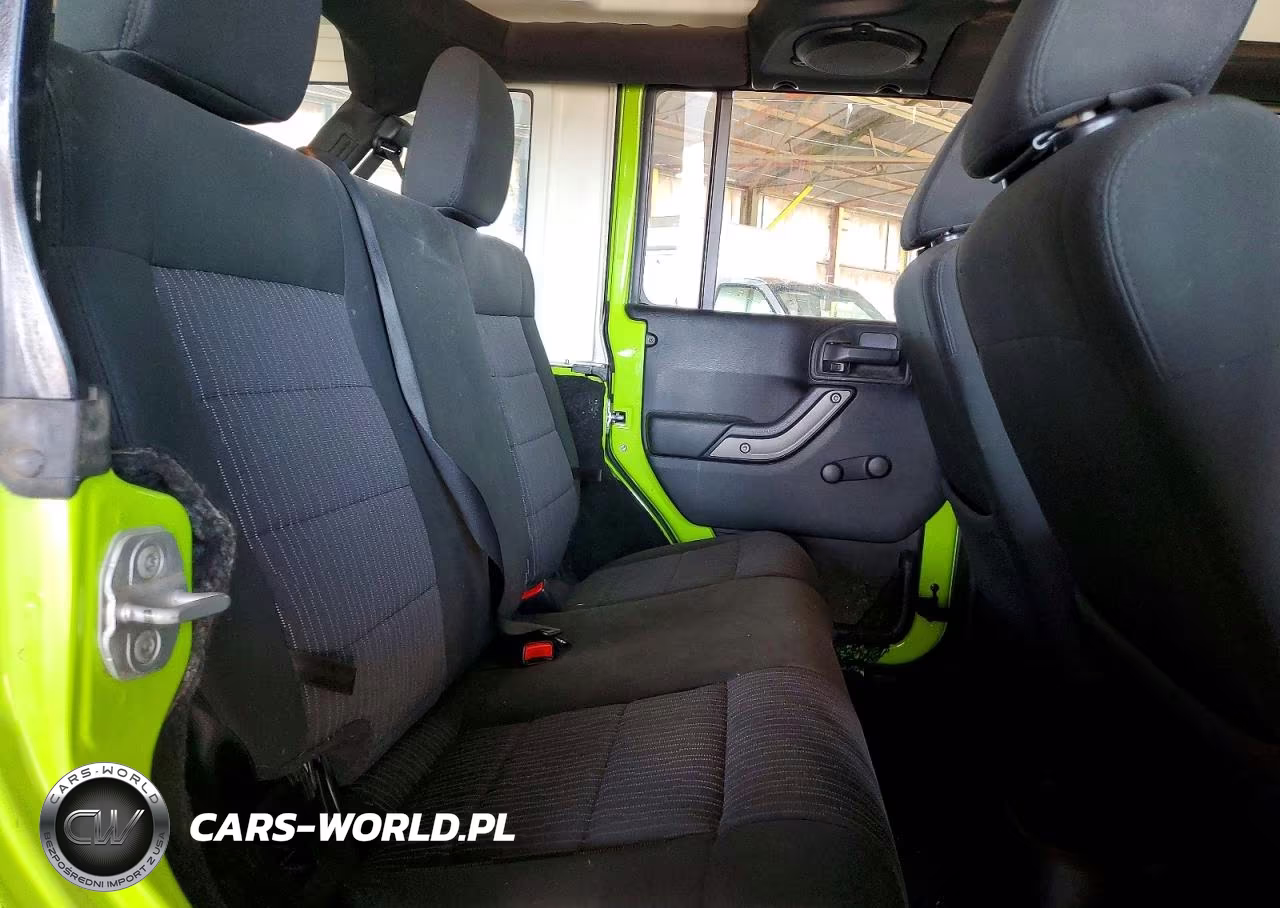 2012 Jeep Wrangler Unlimited Sport VIN:1C4BJWDG4CL283697 - 10