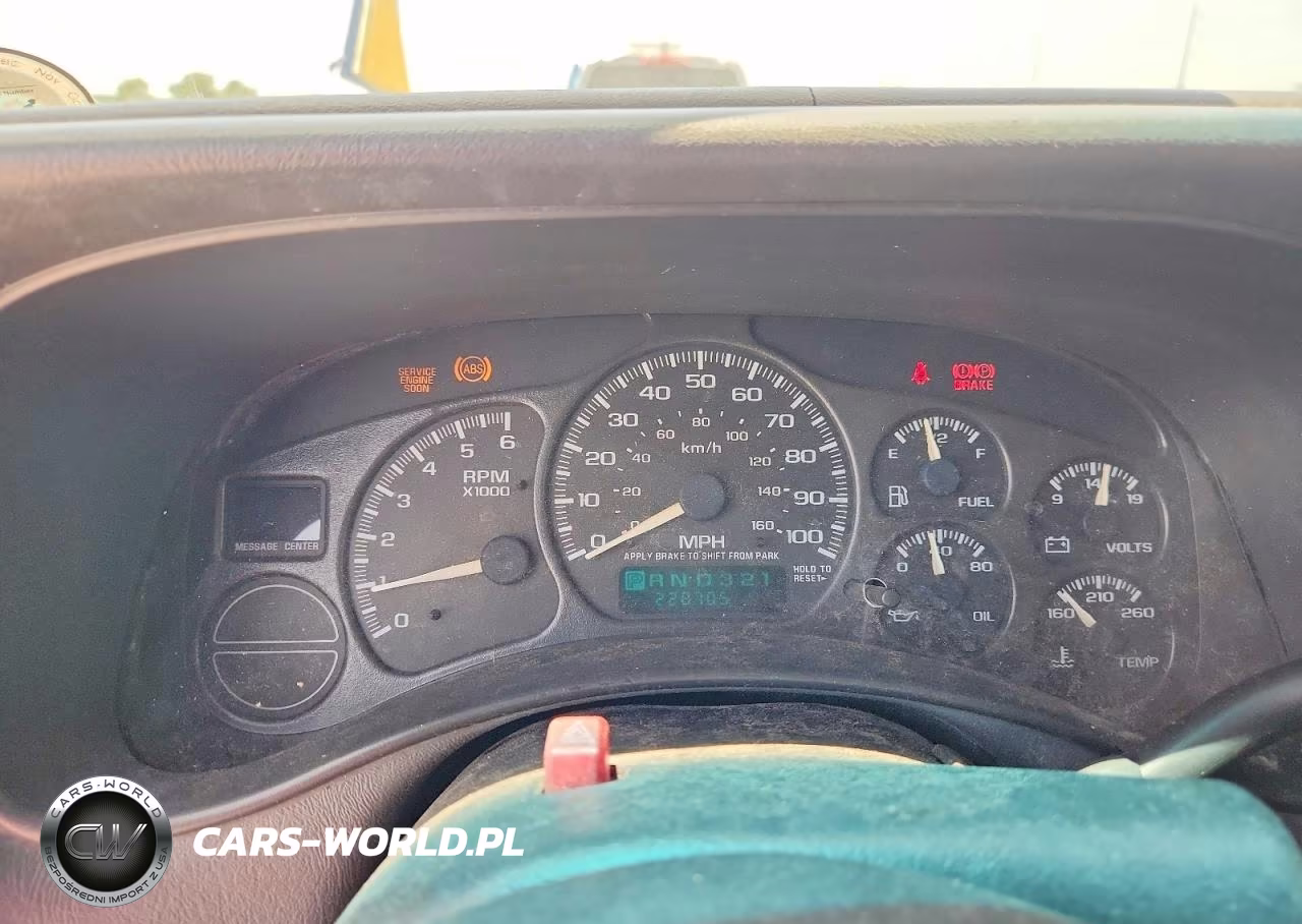 2002 Chevrolet Silverado C1500 VIN:2GCEC19T221397721 - 9