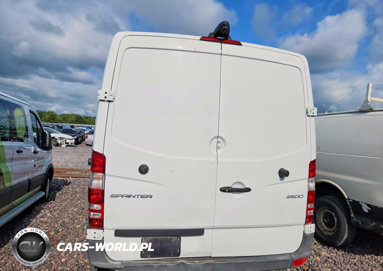 2017 Mercedes-Benz Sprinter 2500 VIN:WD3PE7CD3HP561278 - 6