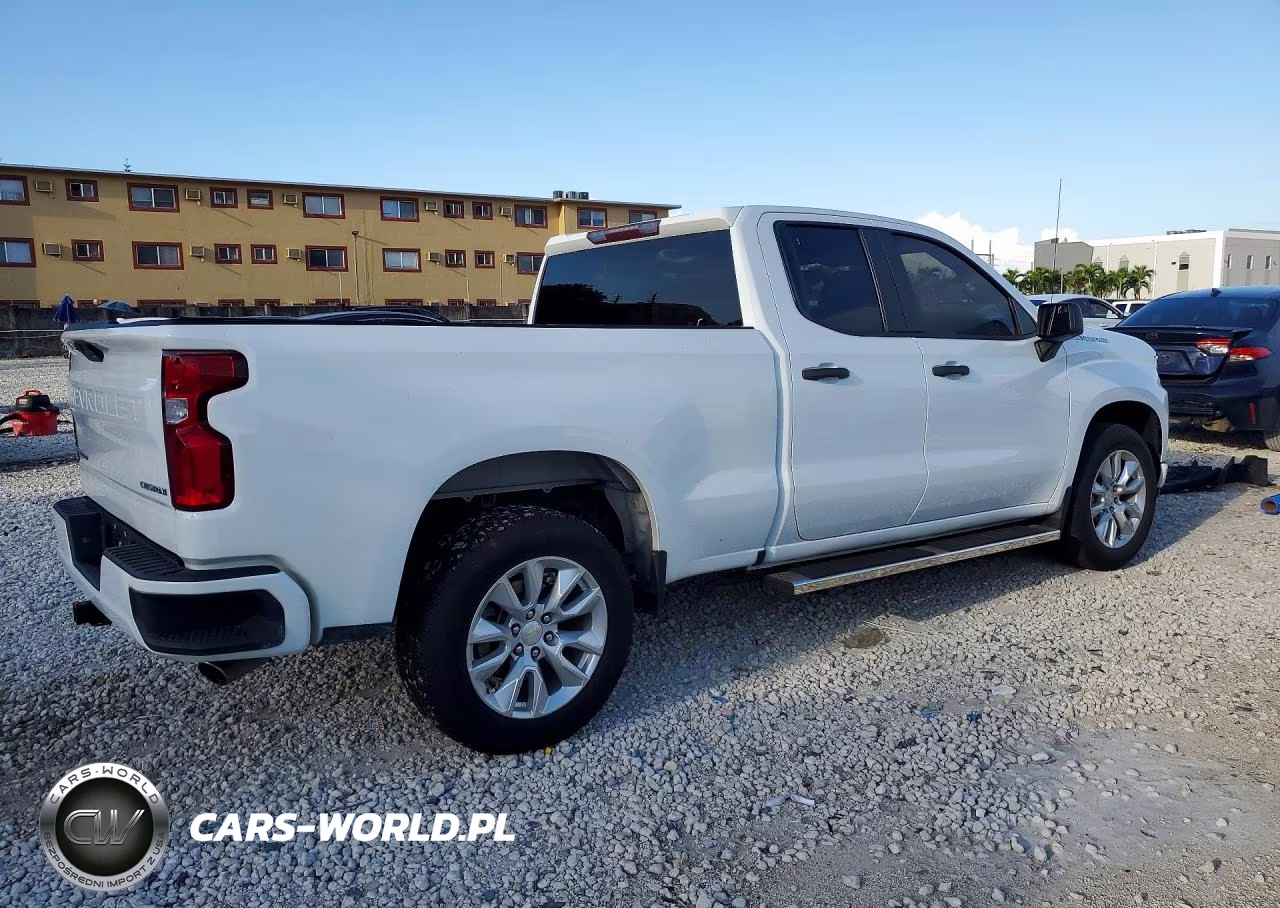 2021 Chevrolet Silverado C1500 Custom VIN:1GCRWBEH1MZ192143 - 3