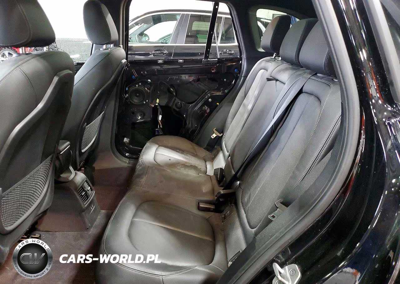 2021 BMW X1 xDrive28I VIN:WBXJG9C08M5S87955 - 10