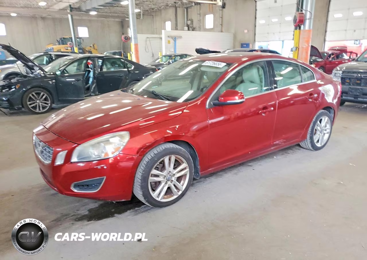 2013 Volvo S60 Premier+