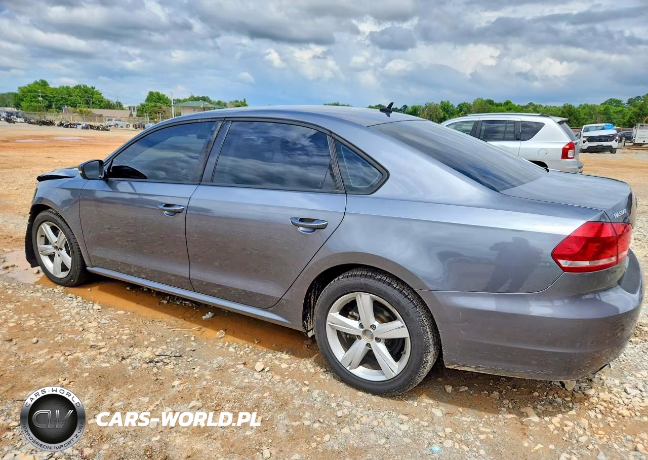 2014 Volkswagen Passat S VIN:1VWAS7A38EC118493 - 2