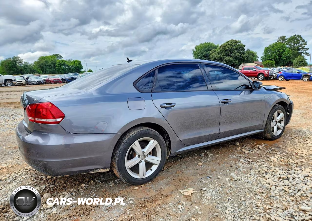 2014 Volkswagen Passat S VIN:1VWAS7A38EC118493 - 3