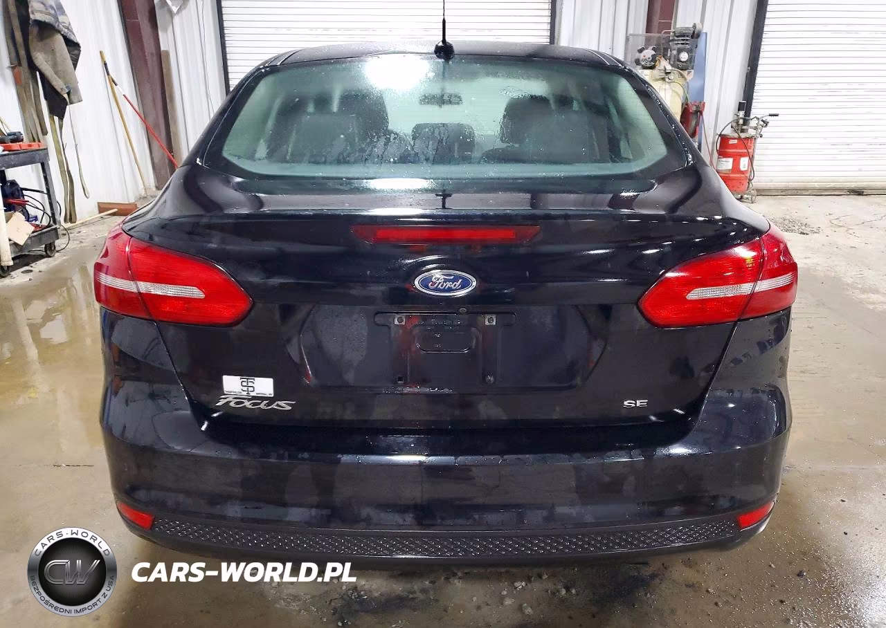 2016 Ford Focus Se VIN:1FADP3F29GL274657 - 6