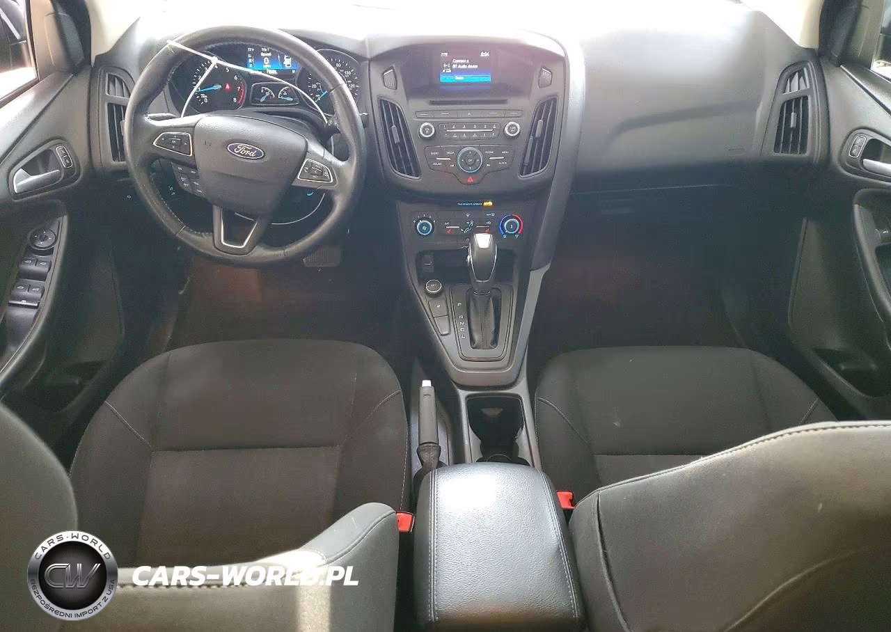 2016 Ford Focus Se VIN:1FADP3F29GL274657 - 8