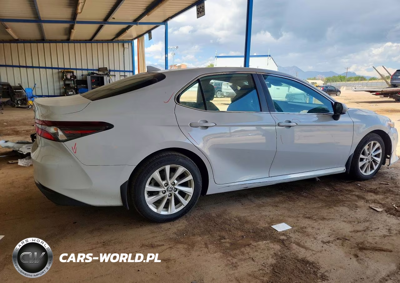 2023 Toyota Camry Le VIN:4T1C11AK3PU140543 - 3