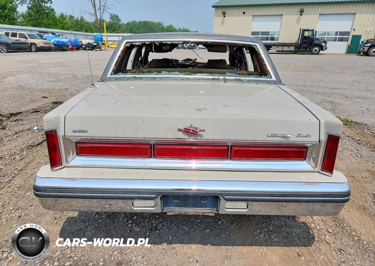 1982 Lincoln Town Car VIN:1LNBP94F3CY632192 - 6