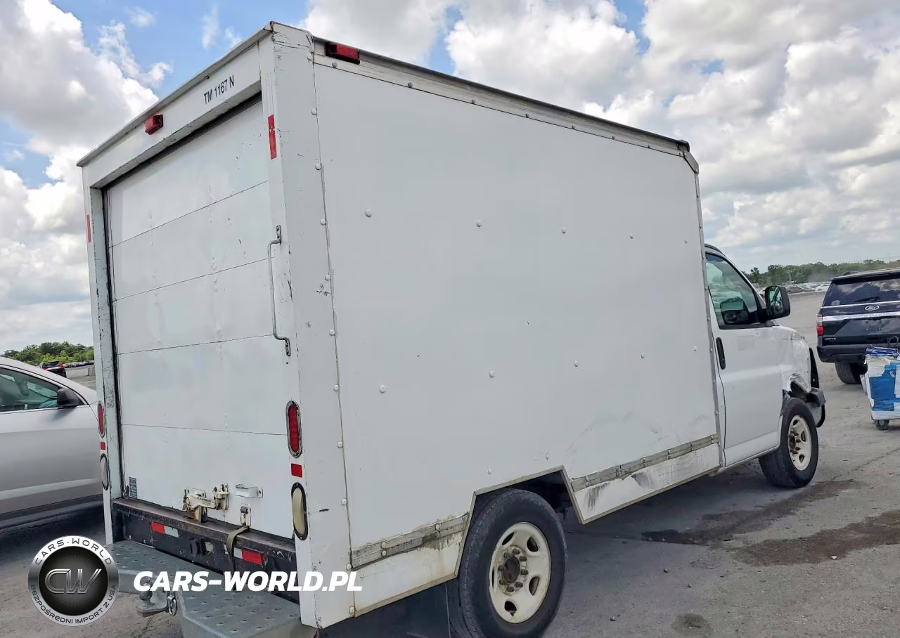 2011 GMC Savana Cutaway G3500 VIN:1GDY72BA4B1903213 - 3