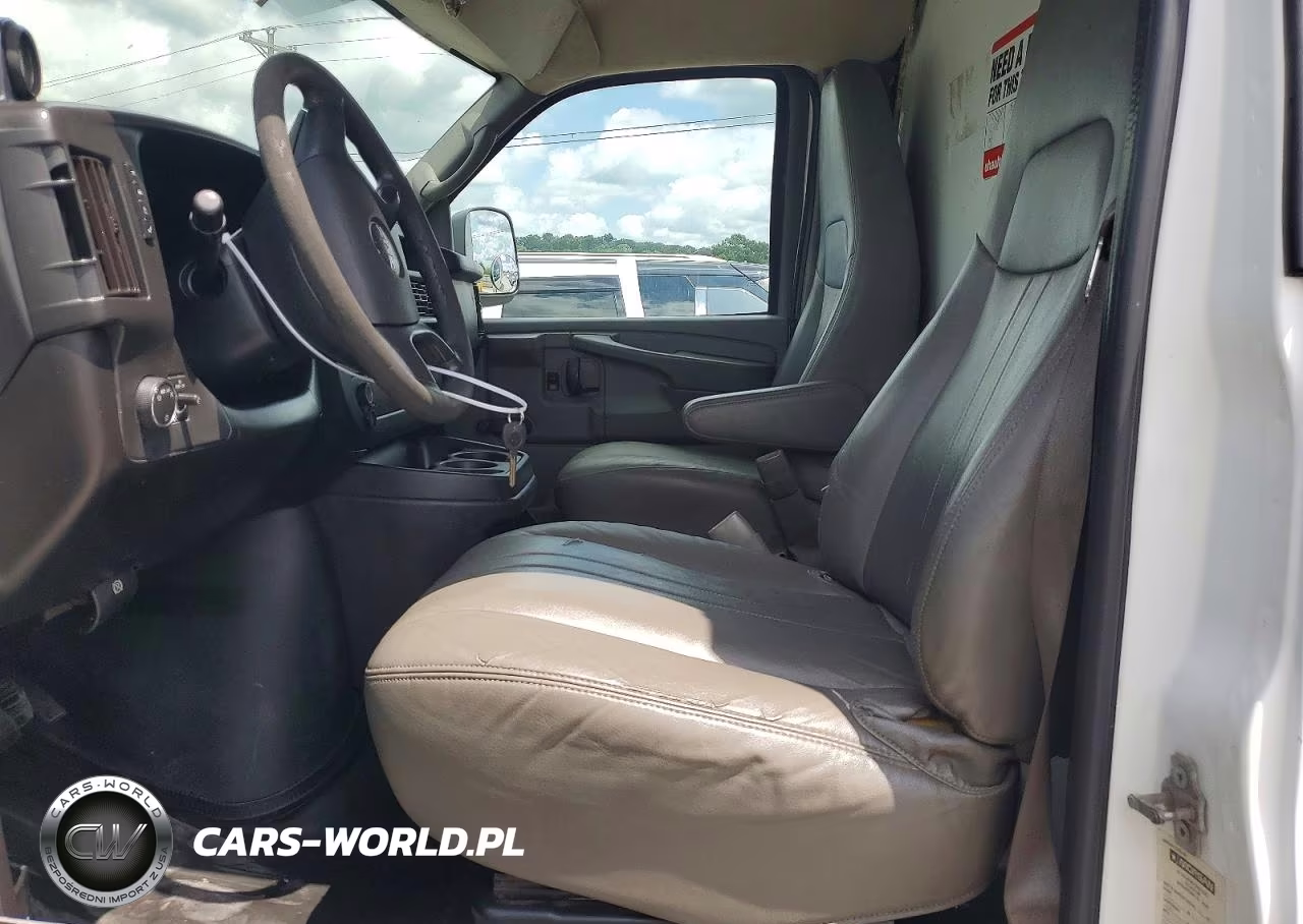 2011 GMC Savana Cutaway G3500 VIN:1GDY72BA4B1903213 - 7