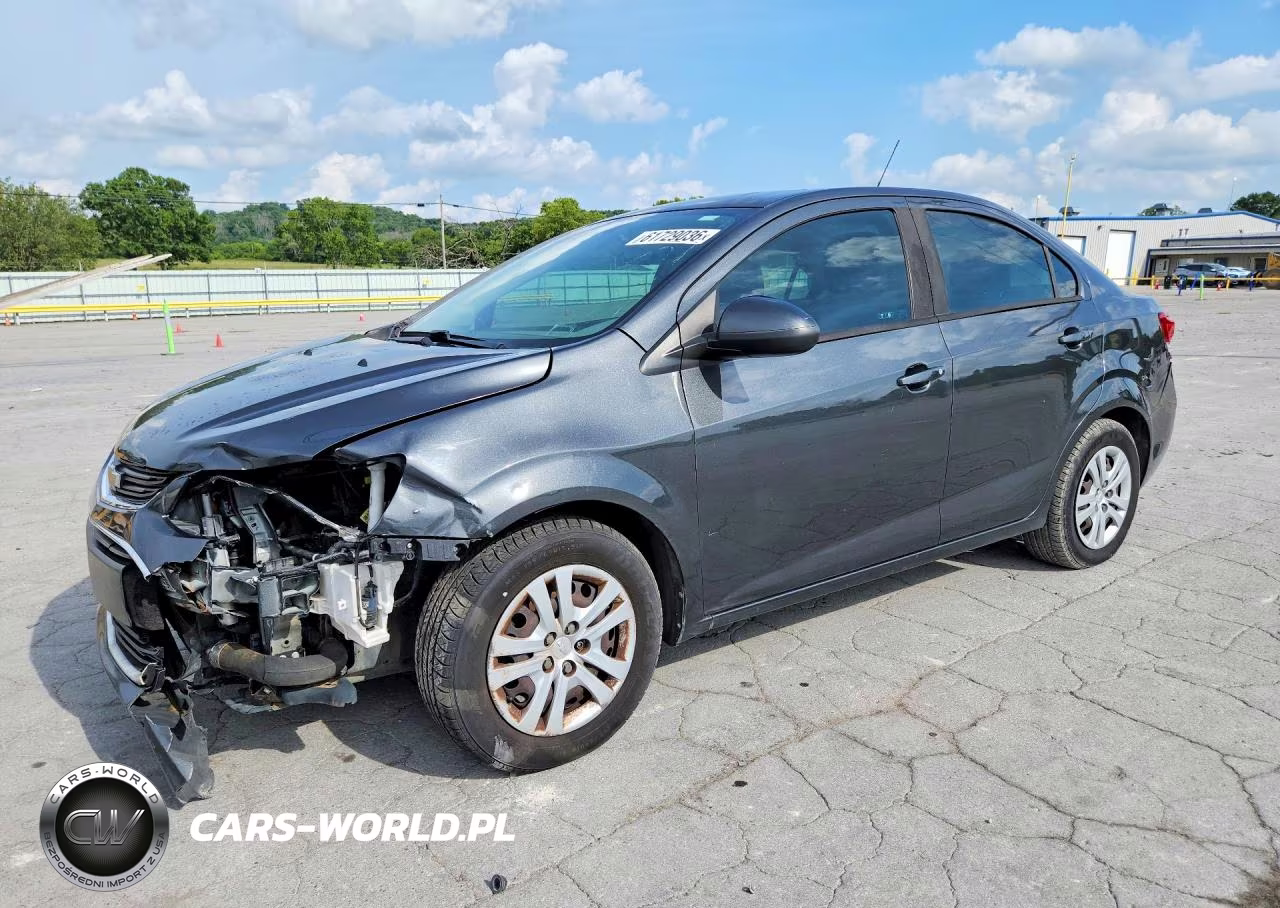 2020 Chevrolet Sonic Ls – zdjęcie 1 z 12