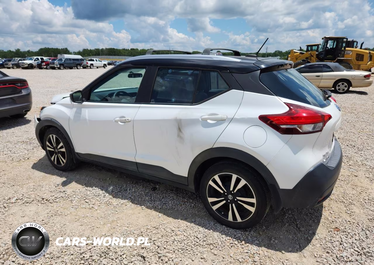 2019 Nissan Kicks Sv VIN:3N1CP5CU1KL530653 - 2