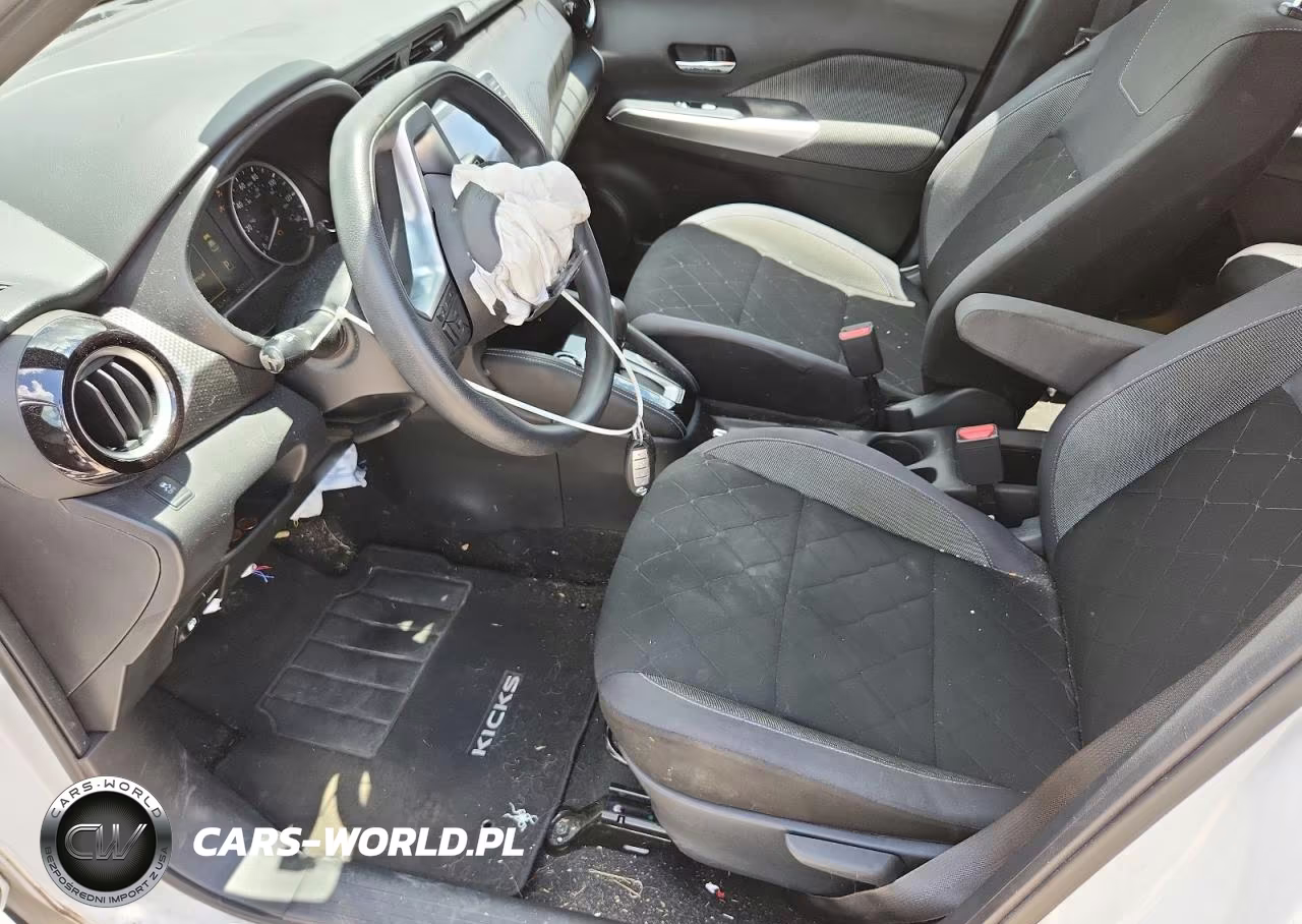 2019 Nissan Kicks Sv VIN:3N1CP5CU1KL530653 - 7
