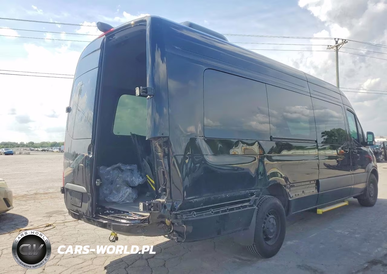 2024 Mercedes-Benz Sprinter Delivery Van VIN:W1X4NDHY4RP740529 - 3