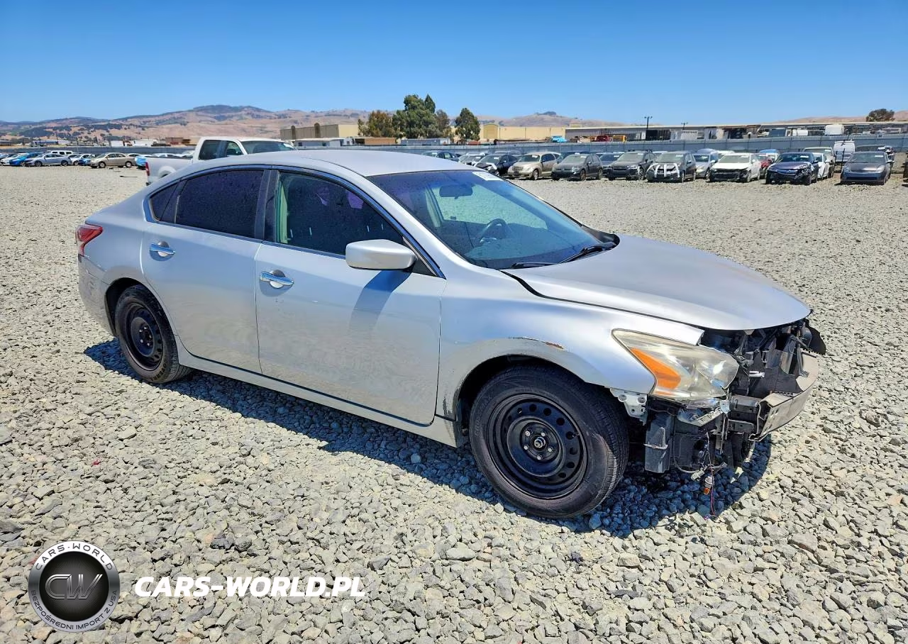 2013 Nissan Altima 2.5 VIN:1N4AL3AP1DN538813 - 4