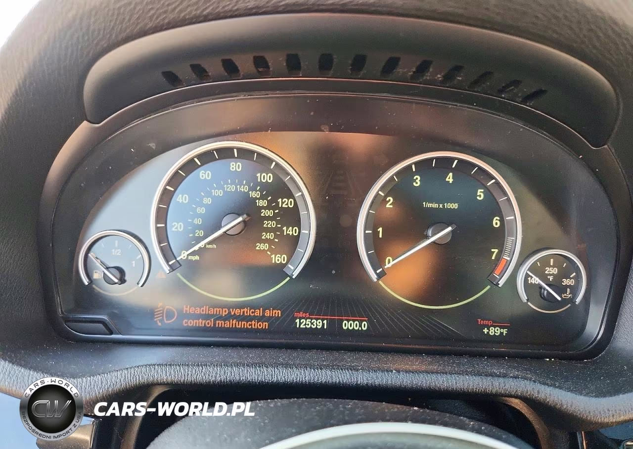 2017 BMW X3 xDrive28I VIN:5UXWX9C36H0T18814 - 9