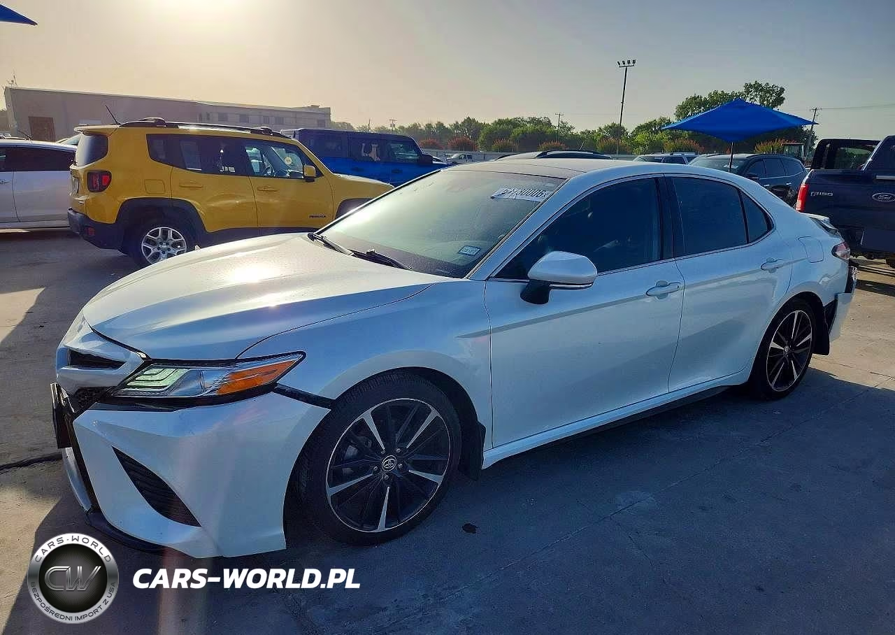 2020 Toyota Camry Xse