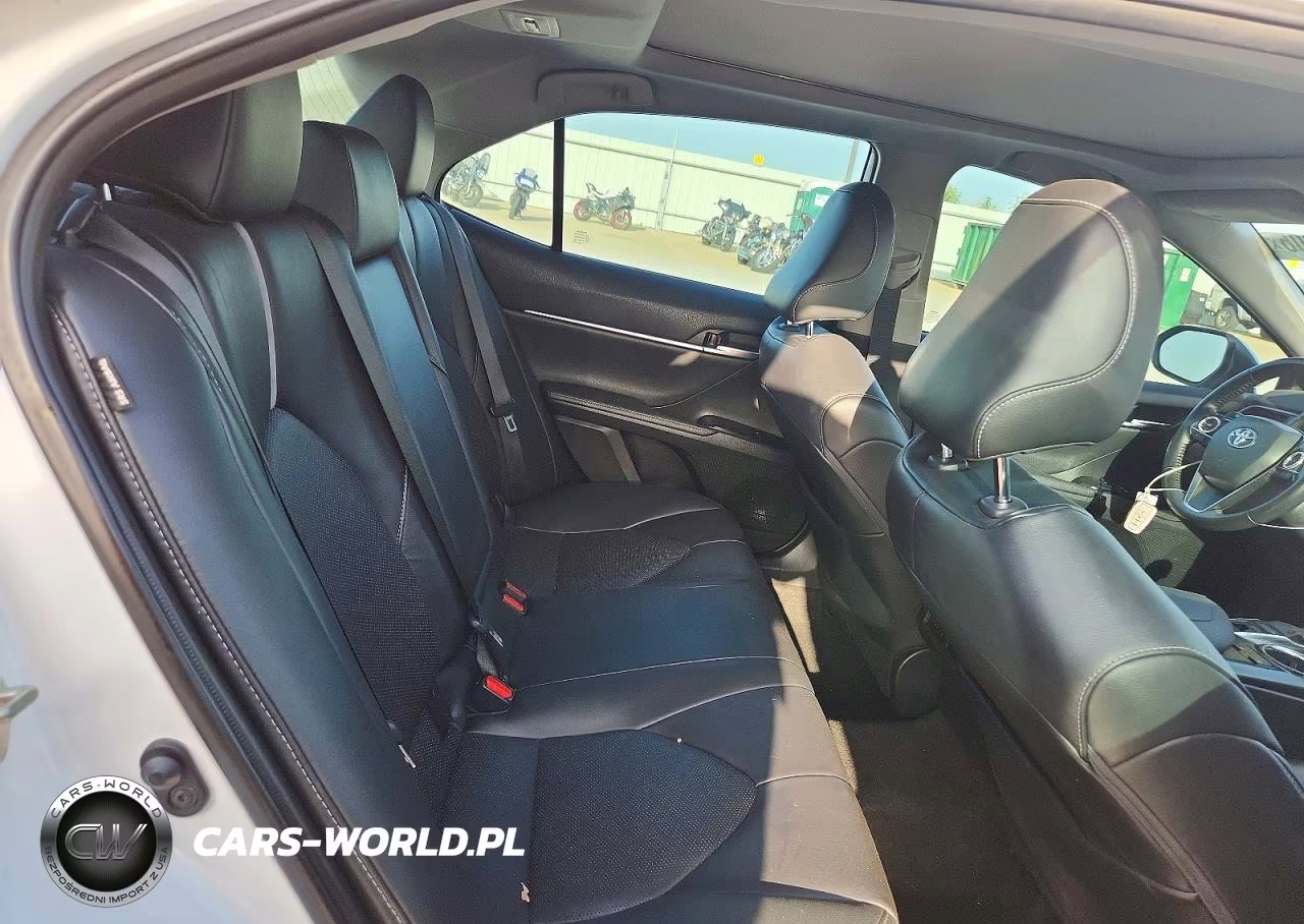 2020 Toyota Camry Xse VIN:4T1K61AK9LU384107 - 10