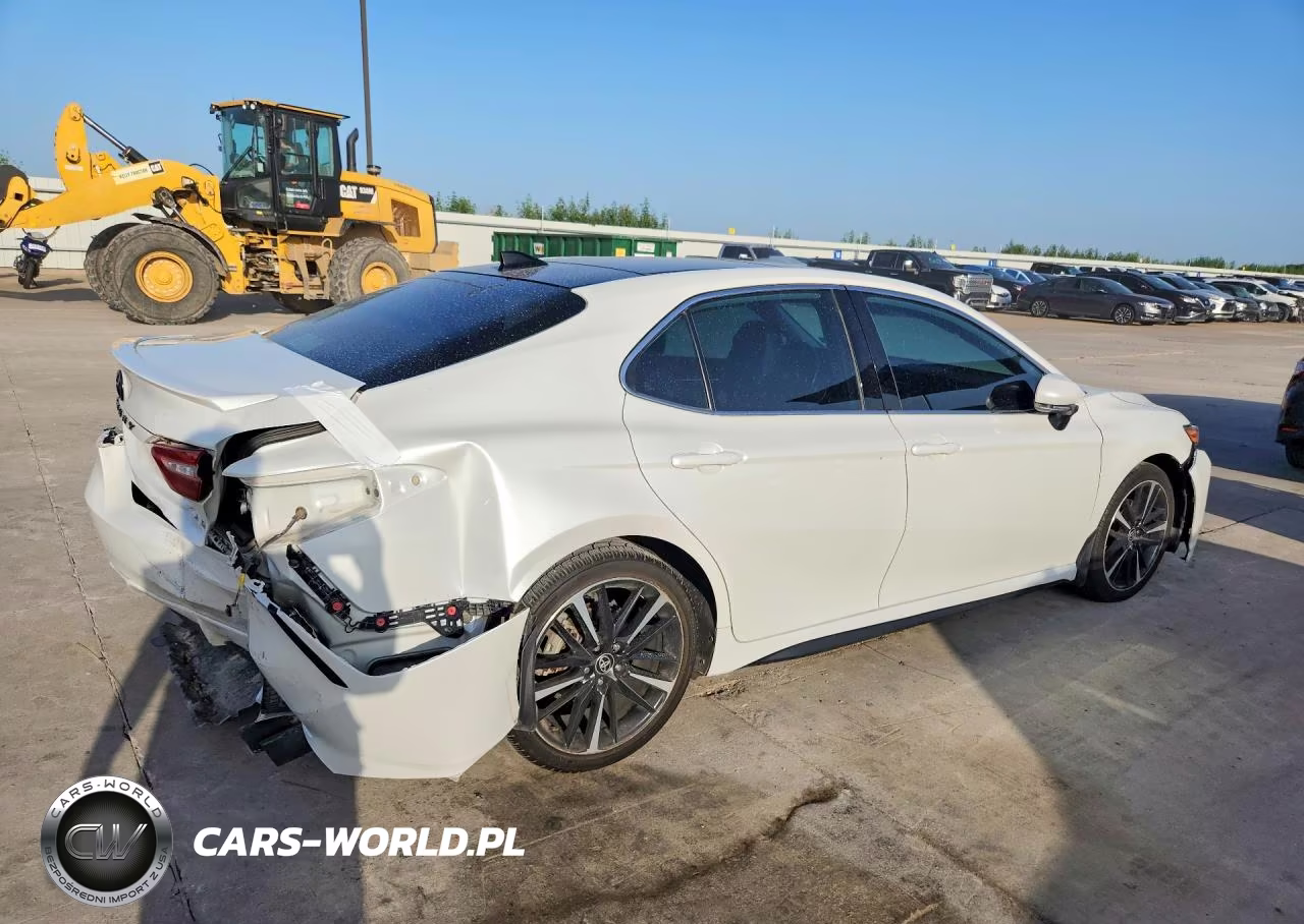 2020 Toyota Camry Xse VIN:4T1K61AK9LU384107 - 3