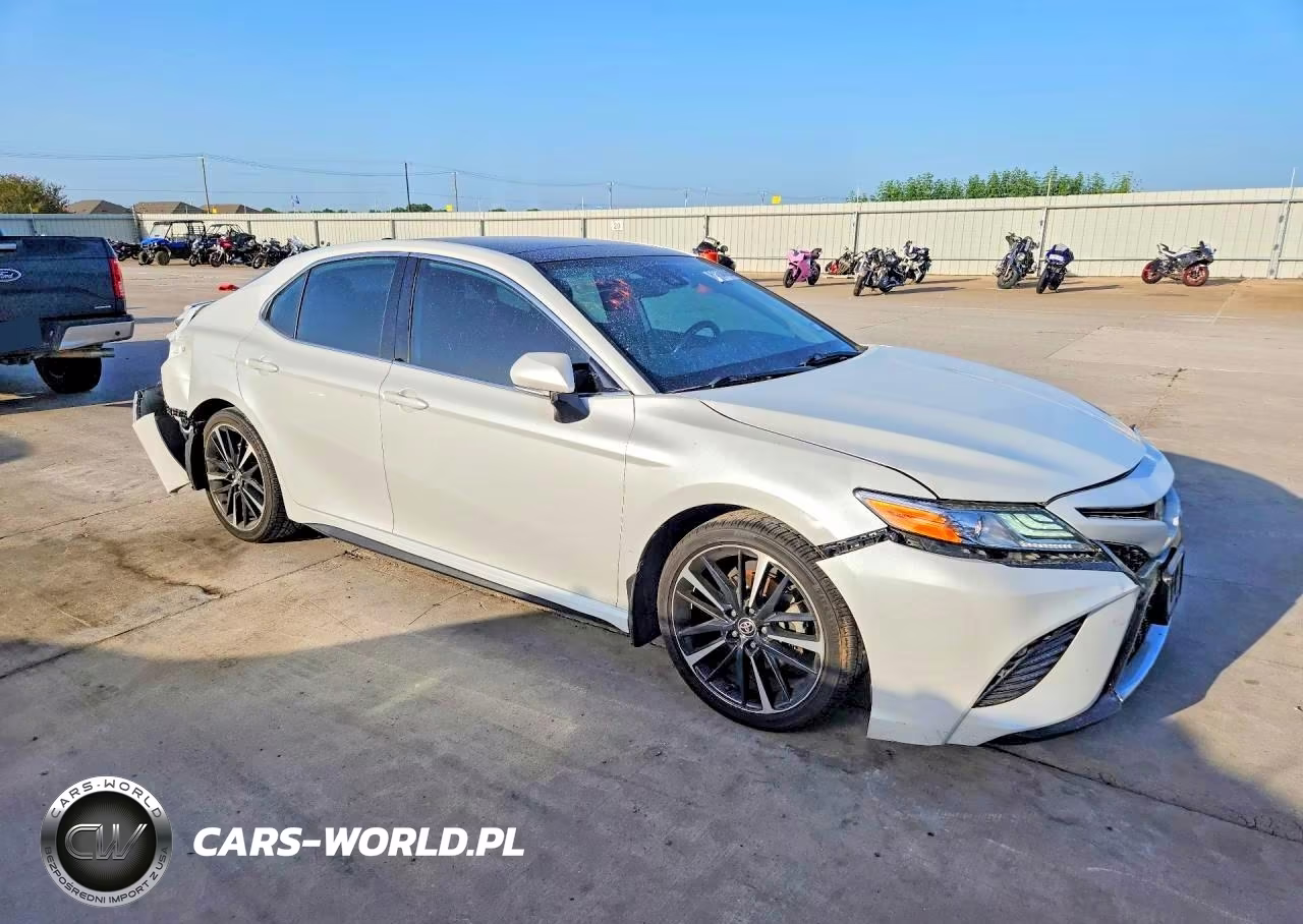 2020 Toyota Camry Xse VIN:4T1K61AK9LU384107 - 4