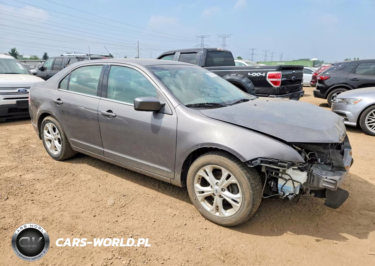 2012 Ford Fusion Se VIN:3FAHP0HG8CR232145 - 4